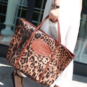 Fashion Retro Simple Leopard Print Handbag