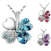 Fashion Four Leaf Clover Crystal Pendant Necklace