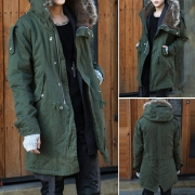 Fashion 2 Side Pockets Front Zipper Long Sleeve Hooded Men's Warm Padded Coat