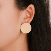 Simple Style Circle Shaped Stud Earrings