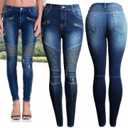 Jean Déchiré à la Mode Taille Moyenne