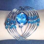 Cool Watch with Creative Bracelet For Fashion Girl