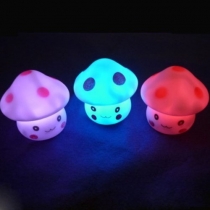 7 Color Romantic Mushroom Christmas LED Night Light Lamp Battery Party Decor