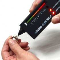 High Accuracy Professional Jeweler Diamond Tester For Novice and Expert