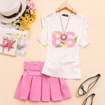 Short Sleeve Embroidery T Shirt and Mini Pleated Shorts Set 