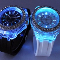 Colorful Led Light Luminous Wrist Quartz Watch Studded with Rhinestones 