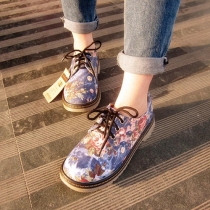 Retro Floral Print Lace Up Flat Heel Shoes