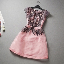 Fashion Contrast Color Embroidery Cap Sleeve Dress