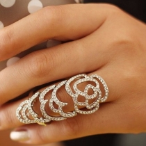 Fashion Hollow Out Rose-shaped Rhinestone Ring