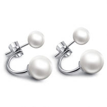 Fashion Imitation Pearls Stud Earrings