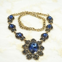 Fashion Rhinestone Sapphire Pendant Necklace