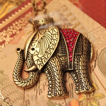 Retro Etched Elephant Rhinestone-Adorned Pendant Necklace