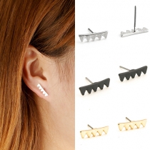 Fashion Style Alloy Serration-Shaped Stud Earrings