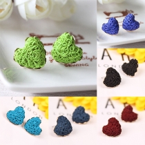 Fashion Sweet Love Shaped Hollow Out Stud Earring 