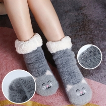 Cute Cartoon Cat Pattern Plush Lined Knitted Floor Socks
