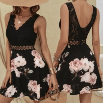 Sexy Floral Printed Lace Spliced V-neck Backless Mini Dress