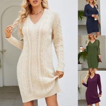 Elegant Solid Color Cable Knitted V-neck Long Sleeve Sweater Dress