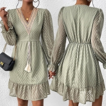 Casual Lace Spliced V-neck Long Sleeve Wave Pattern Dress