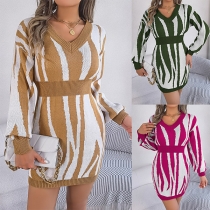 Fashion Contrast Color V-neck Long Sleeve Knitted Dress
