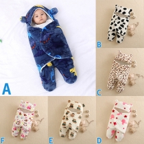 Cute Cartoon Pattern Hooded Flannel Quilt Baby Swaddle Blanket - Thickened Autumn/Winter Blanket for Baby