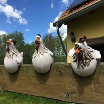 Creative Whimsical Resin Chicken Fence Decorations