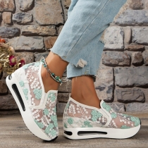 Fashion Floral Embroidery Platform Shoes
