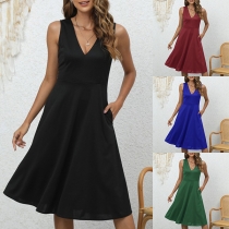 Fashion Solid Color V-neck Sleeveless Side Pocket Dress