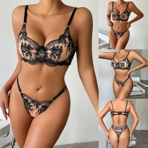 Sexy Floral Embroidery Black Two-piece Lingerie Set