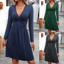Fashion Knotted Ruched V-neck Long Sleeve Mini Dress