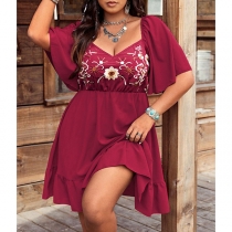 Elegant Floral Embroidered Trumpet Sleeve Dress