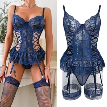 Ensemble lingerie 3 pièces en dentelle à laçage