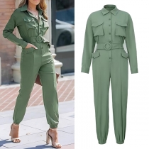 Combinaison cargo femme à col montant, manches longues et poches plaquées, style utilitaire