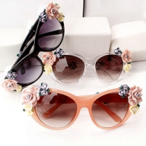 Retro 3D Flowers Sunscreen UV Sunglasses