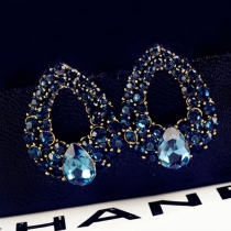 Fashion Water-drop Shaped Rhinestone Stud Earrings