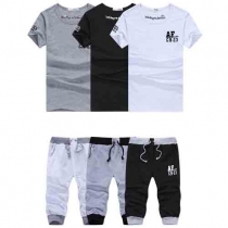 Fashion Short Sleeve Round Neck T-shirt + Cropped Pants Men's Two-piece Set