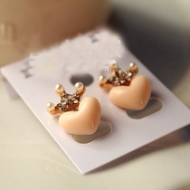 Fresh Style Rhinestone Heart Shaped Stud Earrings