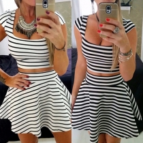 Sexy U-neck Crop Tops + High Waist Skirt Striped Two-piece Set