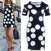 Fashion Dots Printed Short Sleeve Round Neck Slim Fit Dress
