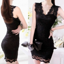 Elegant Solid Color Lace Spliced Hollow Out V-neck Sleeveless Dress