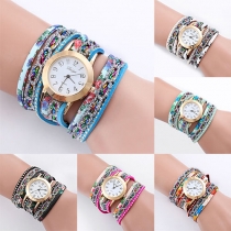 Fashion Colorful Rivet Watchband Round Dial Quartz Watch