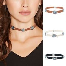 Retro Style Turquoise Carving Choker Necklace