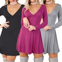 Fashion Casual Solid Color Deep V-neck Long Sleeve Dress 