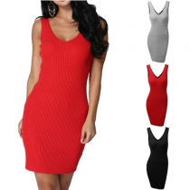Fashion Solid Color Sleeveless V-neck Slim Fit Knit Dress