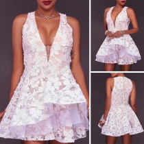Sexy Deep V-neck Sleeveless Lace Party Dress