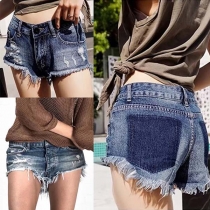 Fashion Low-waist Frayed Hem Ripped Denim Shorts 