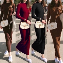 Fashion Solid Color Round-neck Long Sleeve Over-hip Knitted Dress