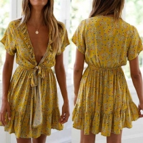 Sexy Deep V-neck Short Sleeve Ruffle Hem Printed Dress