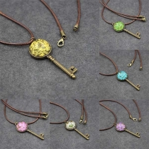 Retro Style Key-shaped Pendant Necklace