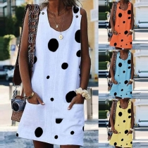 Fashion Contrast Color Round Neck Wave Points Side Pockets Dress