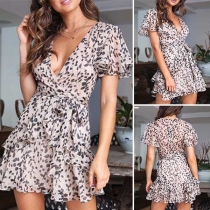 Sexy Deep V-neck Short Sleeve Ruffle Hem Printed Dress